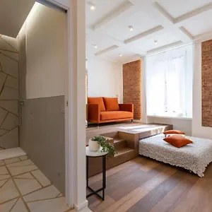 Nd4 -loreto - Duomo- Minimal House , Milano Italia